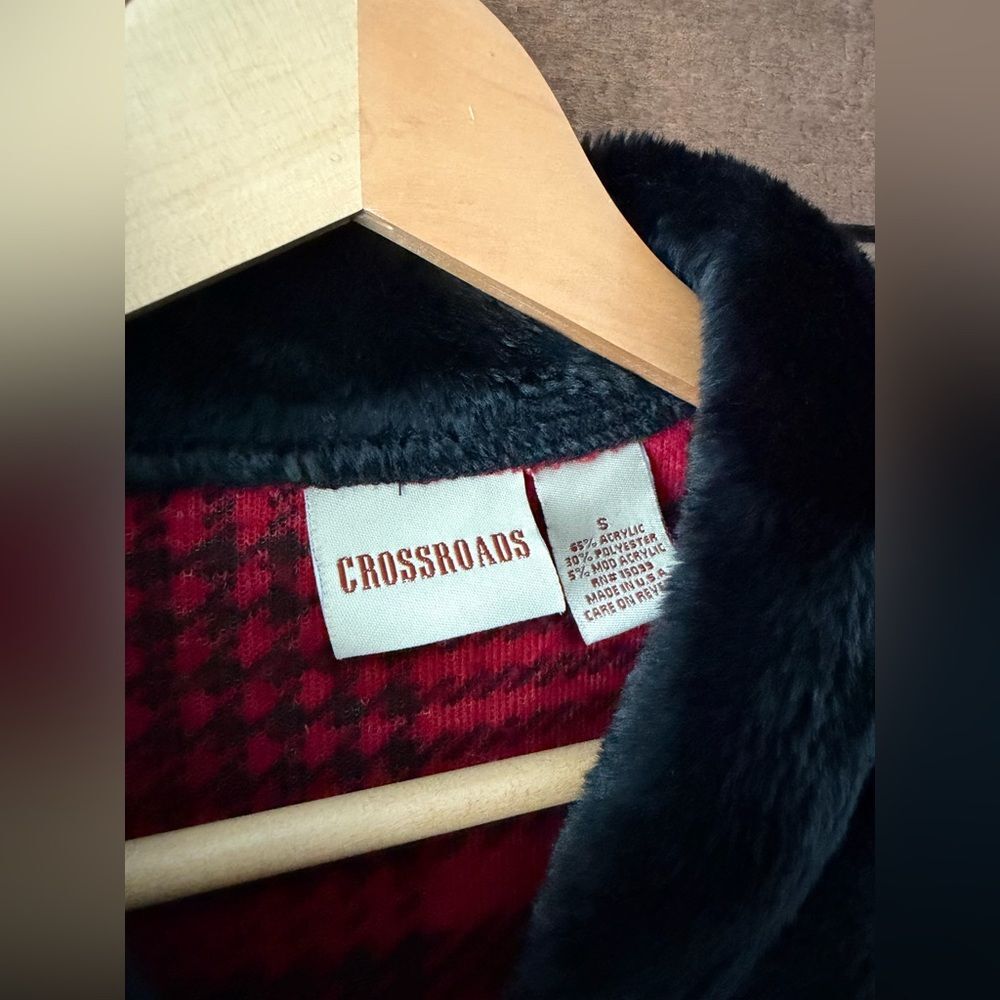 Vintage Plaid Fleece Jacket Red Black Faux Fur Collar Zip Front Size S - Picture 9 of 10